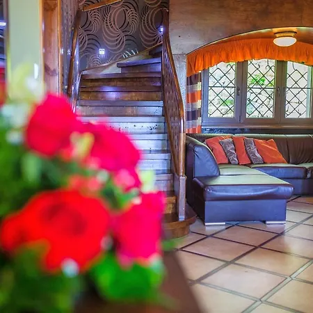 Pokoje Goscinne Pod Sosnami * Карпач