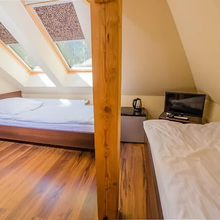Kwatera prywatna Pokoje Gościnne Pod Sosnami