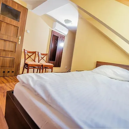 Pokoje Gościnne Pod Sosnami * Karpacz