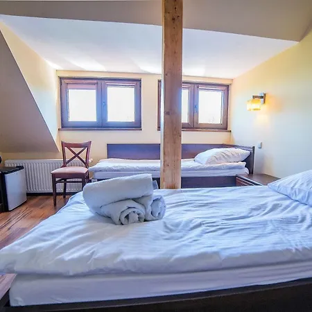 Pokoje Gościnne Pod Sosnami Kwatera prywatna Karpacz