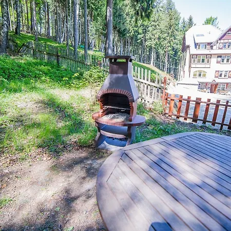 Pokoje Goscinne Pod Sosnami 카르파츠